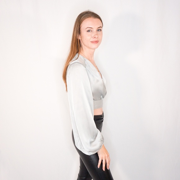 TJD Hotel California Top Slate Cropped Wrap NWT - Picture 4 of 8